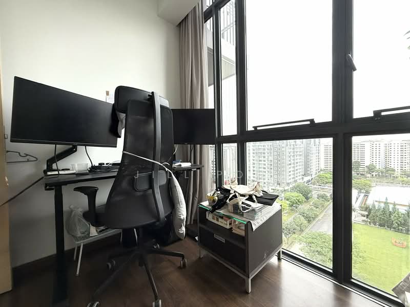The Luxurie Condominium For Sale at S$ 1,850,000 | PropertyGuru Singapore - Study