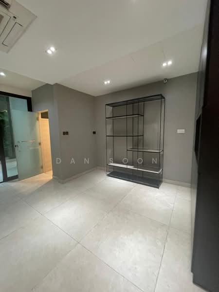 Swiss Club Park Terraced House For Sale at S$ 5,600,000 | PropertyGuru Singapore