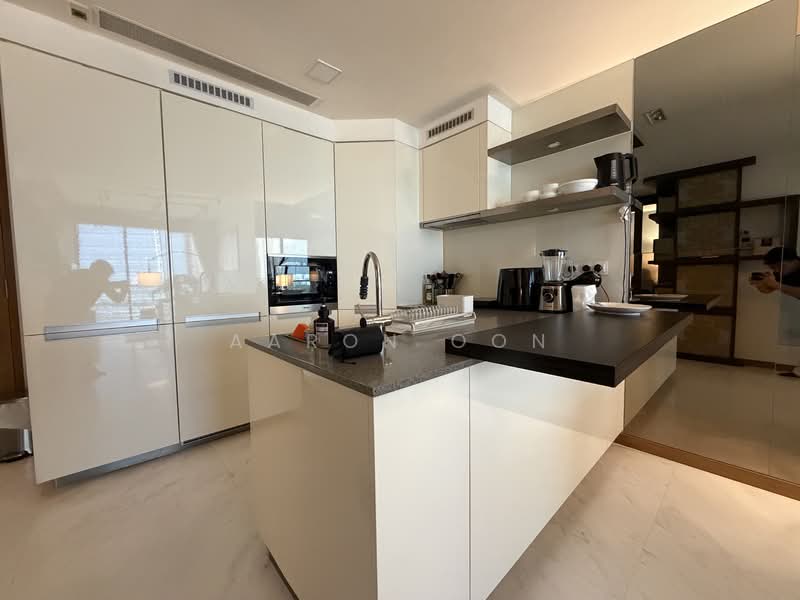 Marina One Residences, 21 Marina Way, 2 Bedrooms, 1,163 sqft, Condominium For Rent, by Aaron Oon, 500059791 - Kitchen - PropertyGuru.com.sg