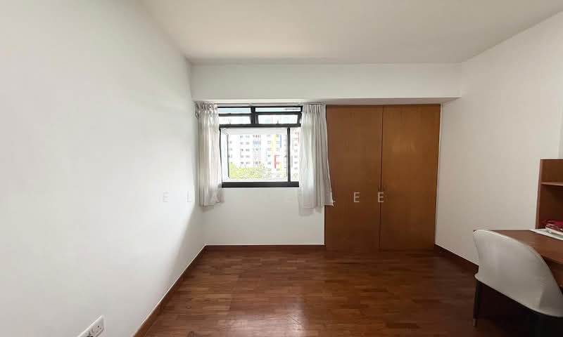 158B Rivervale Crescent HDB Flat For Sale at S$ 638,000 | PropertyGuru Singapore - Bedroom