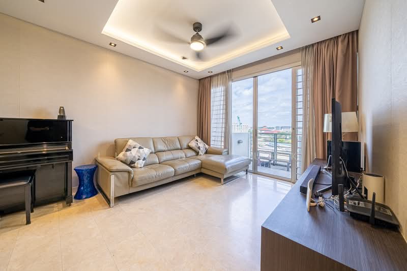 Grandeur 8 Condominium For Sale at S$ 2,088,000 | PropertyGuru Singapore - Living Room