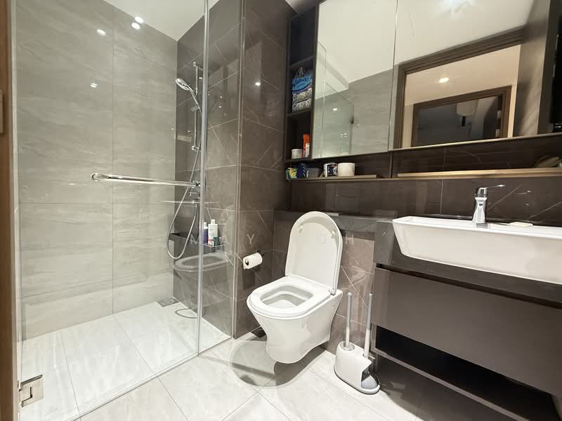The Florence Residences Condominium For Sale at S$ 1,298,000 | PropertyGuru Singapore - Bathroom