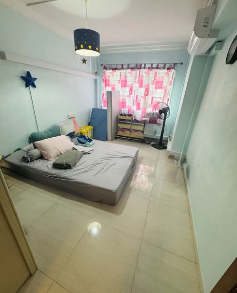 771 Choa Chu Kang Street 54 HDB Flat For Sale at S$ 750,000 | PropertyGuru Singapore - Bedroom