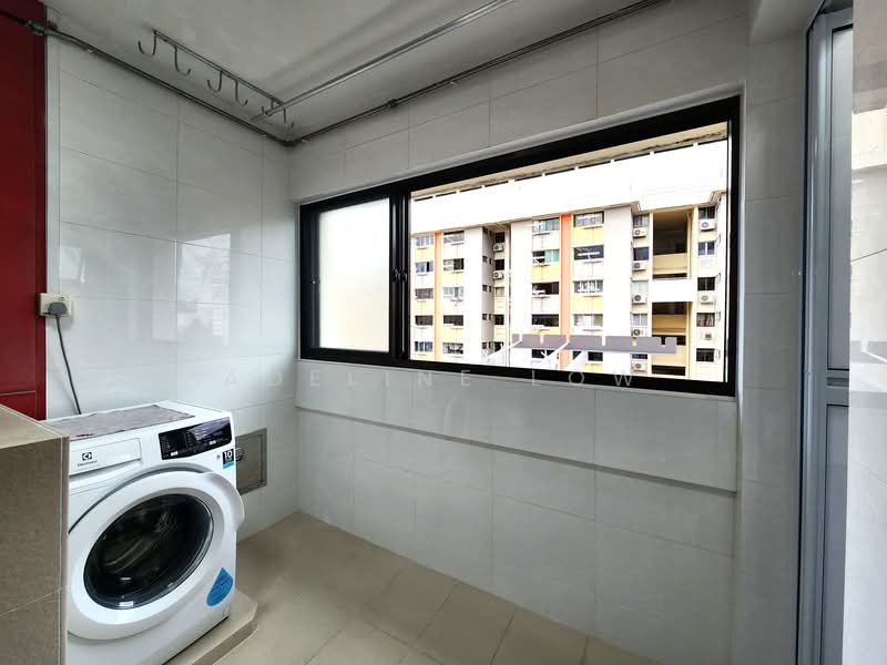 729 Clementi West Street 2, 729 Clementi West Street 2, 2 Bedrooms, 731 sqft, HDB Flat For Rent, by Adeline Low, 500059901 - Laundary Yard - PropertyGuru.com.sg