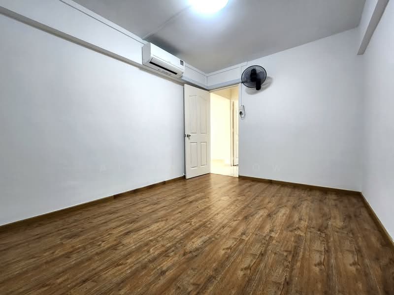 729 Clementi West Street 2, 729 Clementi West Street 2, 2 Bedrooms, 731 sqft, HDB Flat For Rent, by Adeline Low, 500059901 - Bedroom 2 - PropertyGuru.com.sg