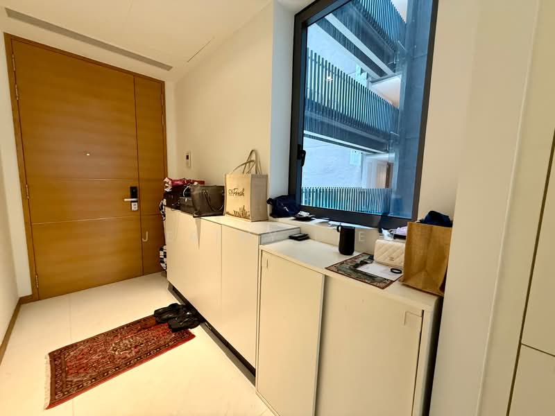 Marina One Residences Condominium For Sale at S$ 1,290,000 | PropertyGuru Singapore - Entrance