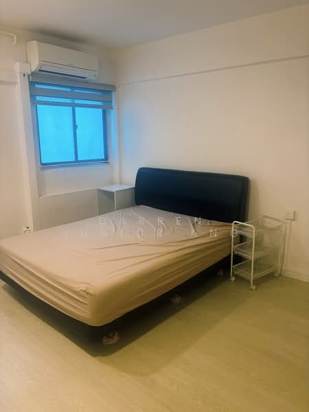 616 Bedok Reservoir Road, 616 Bedok Reservoir Road, 2 Bedrooms, 721 sqft, HDB Flat For Rent, by Darren Junior Ang, 500059922 - Bedroom - PropertyGuru.com.sg