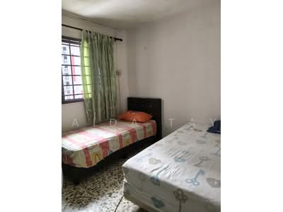 For Rent - 102 Jurong East Street 13
