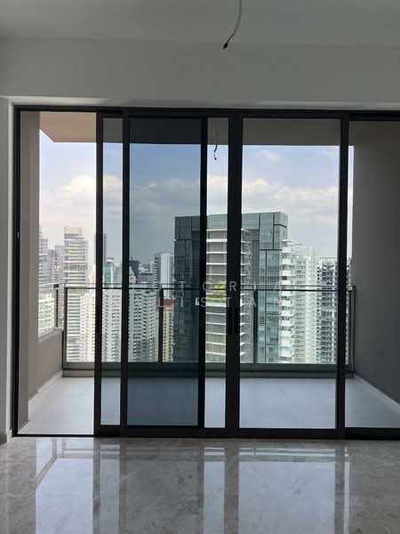 Hyll on Holland Condominium For Sale at S$ 1,950,000 | PropertyGuru Singapore - Balcony