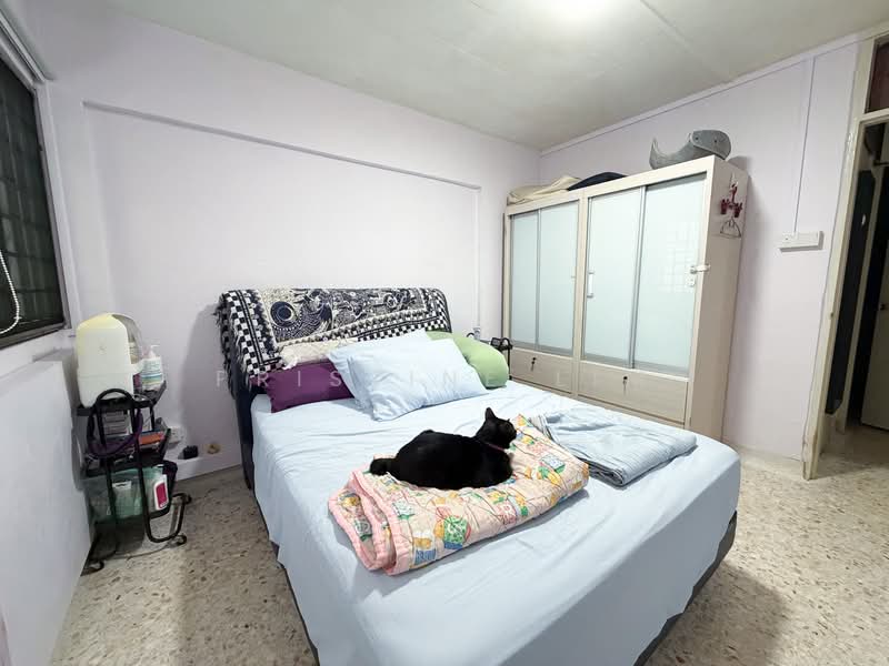 533 Ang Mo Kio Avenue 5 HDB Flat For Sale at S$ 420,000 | PropertyGuru Singapore - Bedroom