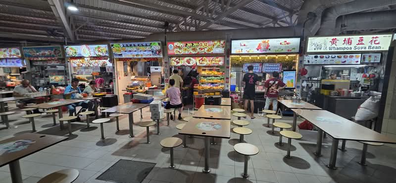 322 Ang Mo Kio Avenue 3 HDB Flat For Sale at S$ 500,000 | PropertyGuru Singapore - Hawker Center