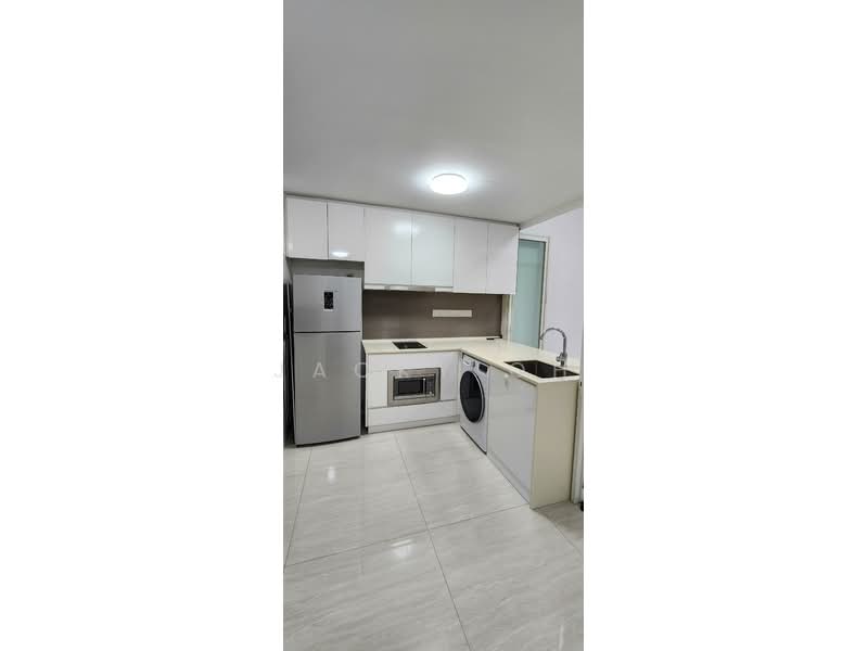 Sky Vue, 3 Bishan Street 15, 1 Bedroom, 495 sqft, Condominium For Rent, by Jacky Oh, 500059946 - Kitchen - PropertyGuru.com.sg