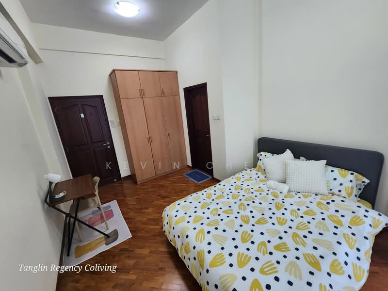 Tanglin Regency, 383 Tanglin Road, Tanglin / Holland / Bukit Timah, Room Rental, 120 sqft, Condominium For Rent, by Kevin Chew, 500059953 - Bedroom - PropertyGuru.com.sg