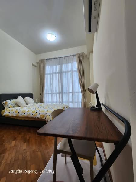 Tanglin Regency, 383 Tanglin Road, Tanglin / Holland / Bukit Timah, Room Rental, 120 sqft, Condominium For Rent, by Kevin Chew, 500059953 - Bedroom - PropertyGuru.com.sg