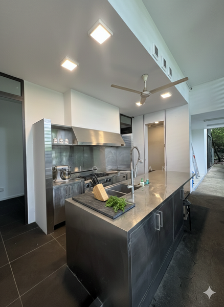 D10 Modern GCB Good Class Bungalow For Sale at S$ 42,000,000 | PropertyGuru Singapore - Kitchen