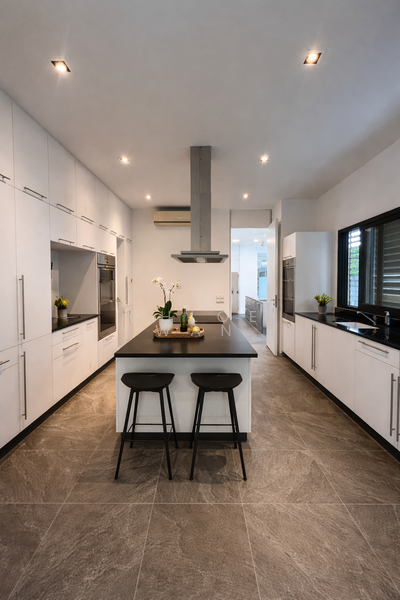 D10 Modern GCB Good Class Bungalow For Sale at S$ 42,000,000 | PropertyGuru Singapore - Kitchen