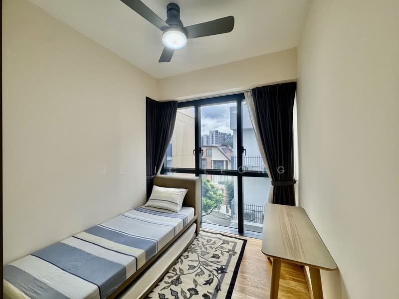 The Gazania Condominium For Sale at S$ 3,500,000 | PropertyGuru Singapore - Bedroom