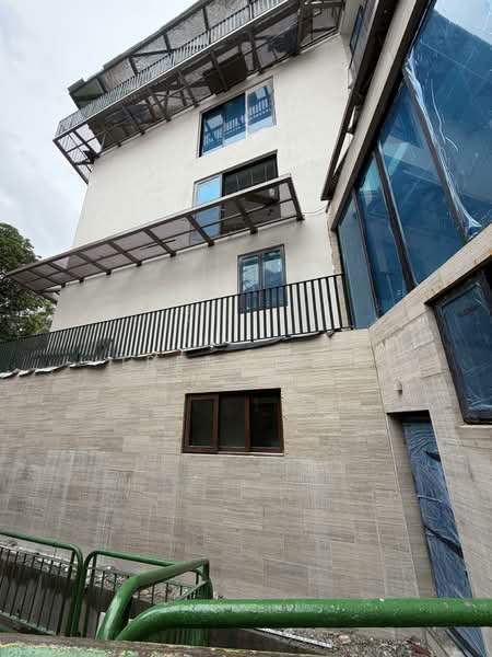 Parry Park, Parry Park Estate, 3 Bedrooms, 1,300 sqft, Terraced House For Rent, by Irene See, 500059974 - Exterior - PropertyGuru.com.sg