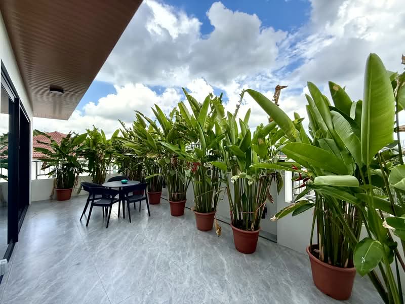 Better-than-New More-Spacious-than-Detached Semi-D with Lift at Serangoon Gardens Semi-Detached House For Sale at S$ 10,500,000 | PropertyGuru Singapore - Balcony