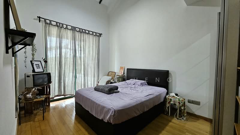 Windsor Park Estate, Windsor Park Road, 5 Bedrooms, 2,594 sqft, Terraced House For Rent, by Justin Heng, 500059983 - Bedroom - PropertyGuru.com.sg
