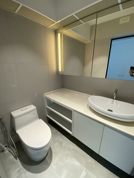 83A Circuit Road HDB Flat For Sale at S$ 850,000 | PropertyGuru Singapore - Bathroom