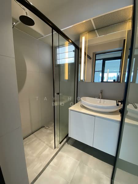 83A Circuit Road HDB Flat For Sale at S$ 850,000 | PropertyGuru Singapore - Bathroom