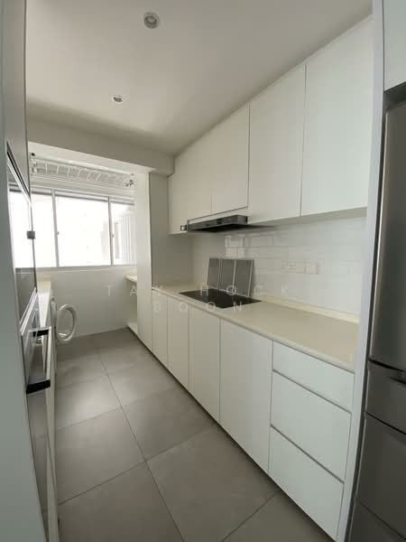83A Circuit Road HDB Flat For Sale at S$ 850,000 | PropertyGuru Singapore - Kitchen
