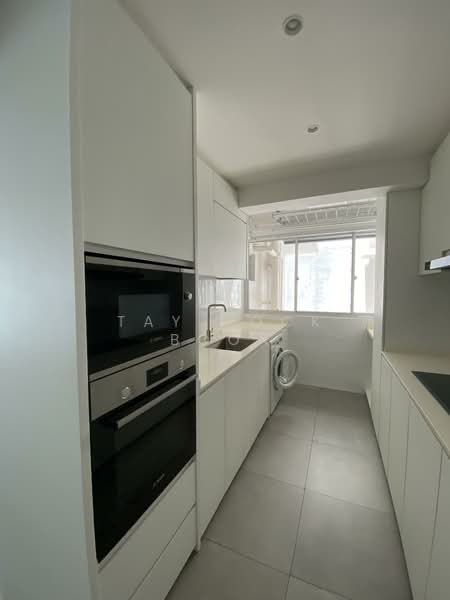 83A Circuit Road HDB Flat For Sale at S$ 850,000 | PropertyGuru Singapore - Kitchen