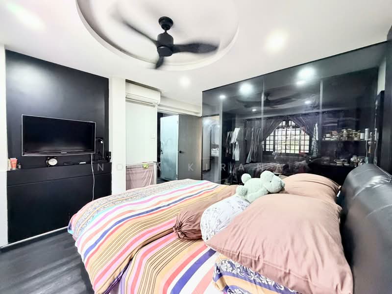 648 Woodlands Ring Road HDB Flat For Sale at S$ 880,000 | PropertyGuru Singapore - Bedroom
