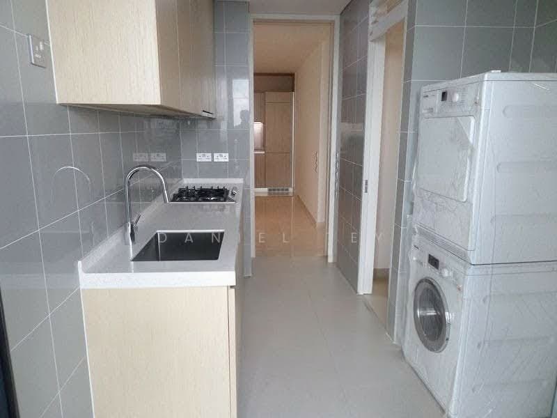 DUO Residences, 1 Fraser Street, 3 Bedrooms, 1,722 sqft, Apartment For Sale, by Daniel Tey, 500060026 - Kitchen - PropertyGuru.com.sg