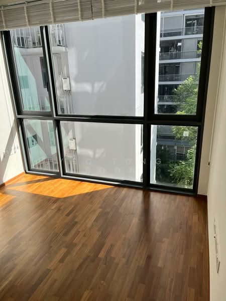 Parc Centros Condominium For Sale at S$ 1,300,000 | PropertyGuru Singapore - View