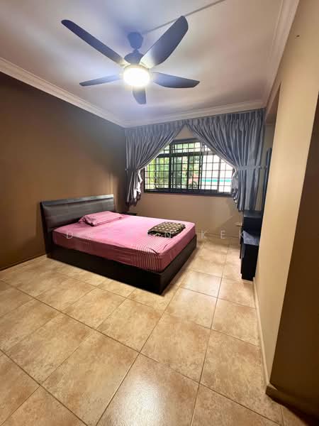 570 Hougang Street 51, 570 Hougang Street 51, Room Rental, 200 sqft, HDB Flat For Rent, by Darren Kek, 500060051 - Bedroom - PropertyGuru.com.sg