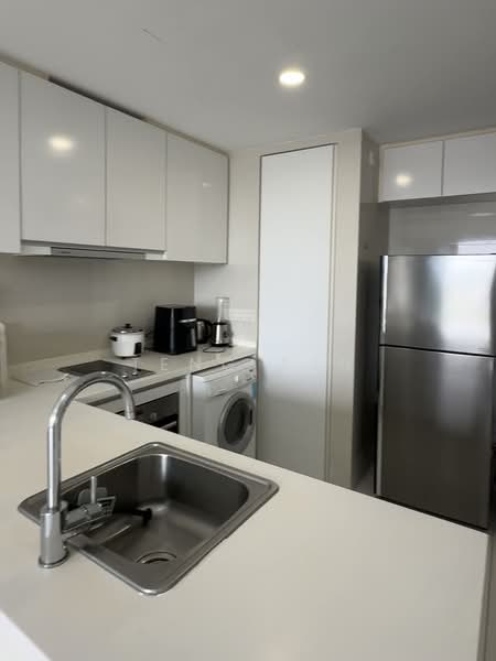 d'Leedon (Former Farrer Court), 13 Leedon Heights, 2 Bedrooms, 721 sqft, Condominium For Rent, by Teng Tan, 500060054 - Kitchen - PropertyGuru.com.sg