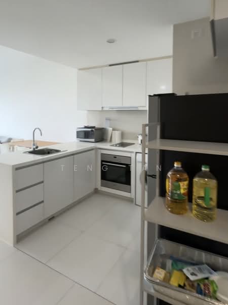 d'Leedon (Former Farrer Court), 13 Leedon Heights, 2 Bedrooms, 721 sqft, Condominium For Rent, by Teng Tan, 500060054 - Kitchen - PropertyGuru.com.sg