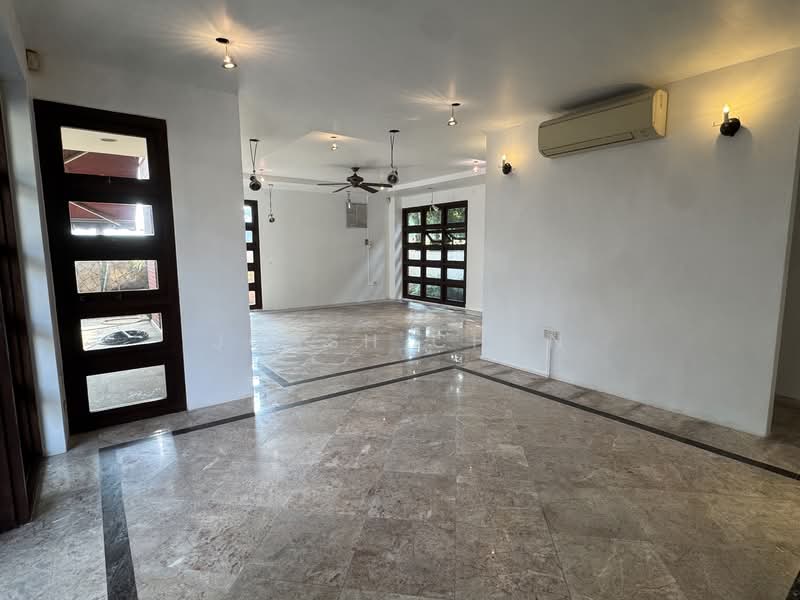 Woodgrove Estate, Woodgrove Avenue, 6 Bedrooms, 5,400 sqft, Detached House For Rent, by Joash Chan, 500060072 - Interior - PropertyGuru.com.sg