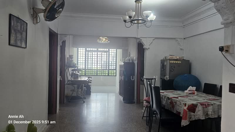 36 Marsiling Drive HDB Flat For Sale at S$ 580,000 | PropertyGuru Singapore - Living Room