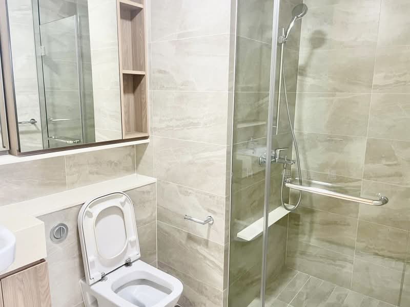 Twin VEW, 91 West Coast Vale, 2 Bedrooms, 743 sqft, Condominium For Rent, by Patrick Poh 傅靖尰, 500060111 - Bathroom - PropertyGuru.com.sg