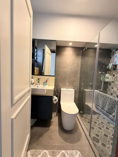 18 Dover Crescent, 18 Dover Crescent, 3 Bedrooms, 990 sqft, HDB Flat For Rent, by Florence Zheng Zhen, 500060139 - Master Bathroom - PropertyGuru.com.sg