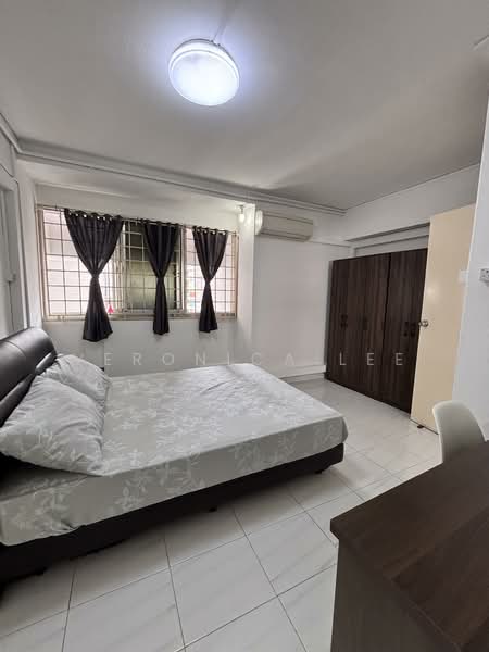 284 Choa Chu Kang Avenue 3, 284 Choa Chu Kang Avenue 3, 4 Bedrooms, 1,119 sqft, HDB Flat For Rent, by Veronica Lee, 500060148 - Bedroom - PropertyGuru.com.sg