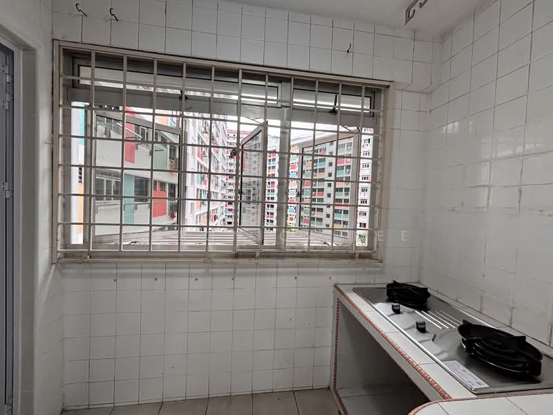 284 Choa Chu Kang Avenue 3, 284 Choa Chu Kang Avenue 3, 4 Bedrooms, 1,119 sqft, HDB Flat For Rent, by Veronica Lee, 500060148 - Kitchen - PropertyGuru.com.sg