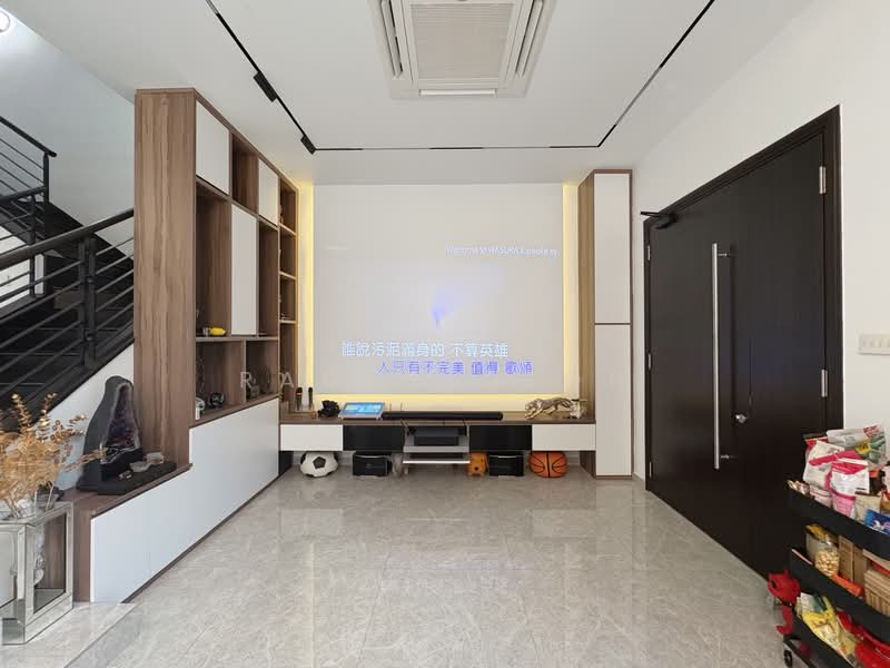 Fully Renovated 3sty Terrace in Kovan Terraced House For Sale at S$ 3,300,000 | PropertyGuru Singapore - Living Room
