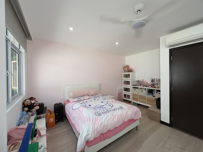 Fully Renovated 3sty Terrace in Kovan Terraced House For Sale at S$ 3,300,000 | PropertyGuru Singapore - Bedroom