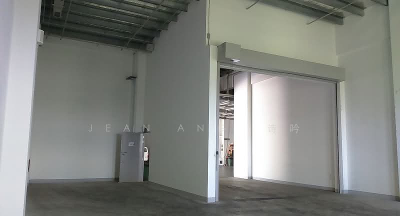 Westlink Two, 71 Tuas View Place, 2,390 sqft, Factory / Workshop (B2) For Sale, by Jean Ang 诗吟, 500060163 - Interior - CommercialGuru.com.sg