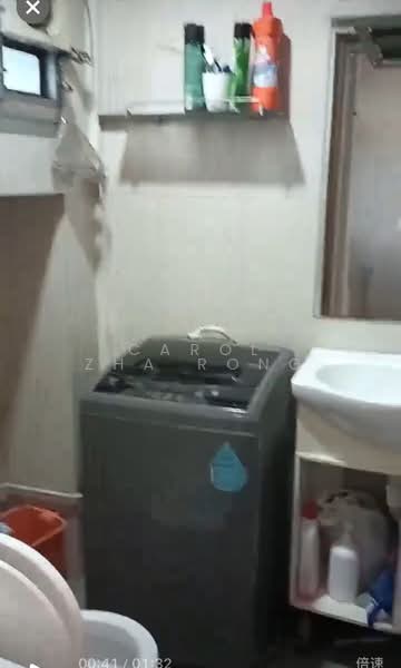 710 Jurong West Street 71, 710 Jurong West Street 71, Room Rental, 150 sqft, HDB Flat For Rent, by Carol Zha Rong, 500060171 - Bathroom - PropertyGuru.com.sg