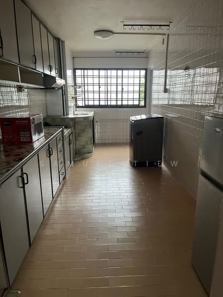 29 Jalan Bahagia, 29 Jalan Bahagia, Room Rental, 100 sqft, HDB Flat For Rent, by Samuel Tiew, 500060181 - Kitchen - PropertyGuru.com.sg