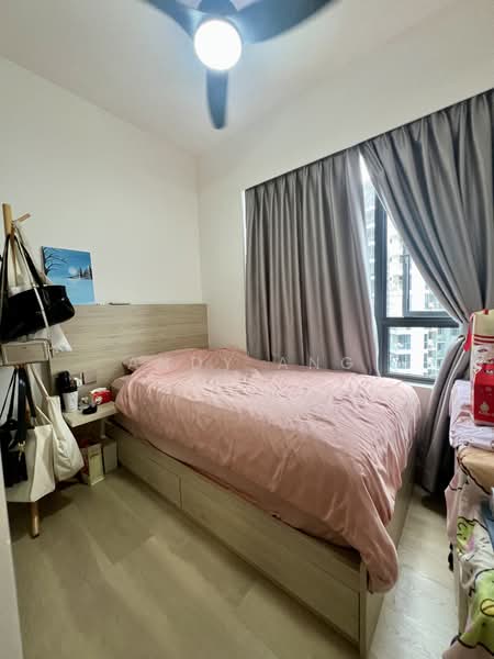 High Park Residences Condominium For Sale at S$ 2,180,000 | PropertyGuru Singapore - Bedroom