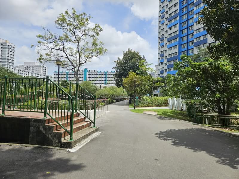 77 Lorong Limau HDB Flat For Sale at S$ 368,000 | PropertyGuru Singapore - Exterior