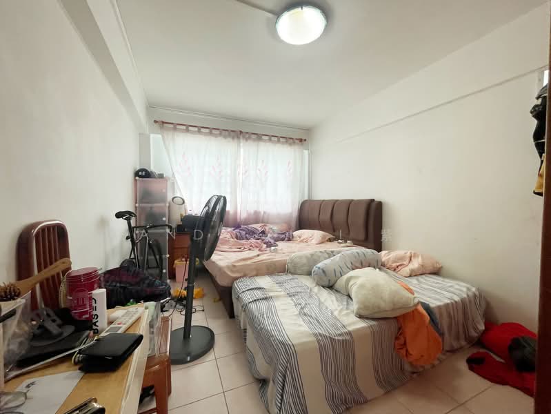 766 Yishun Avenue 3 HDB Flat For Sale at S$ 598,000 | PropertyGuru Singapore - Bedroom