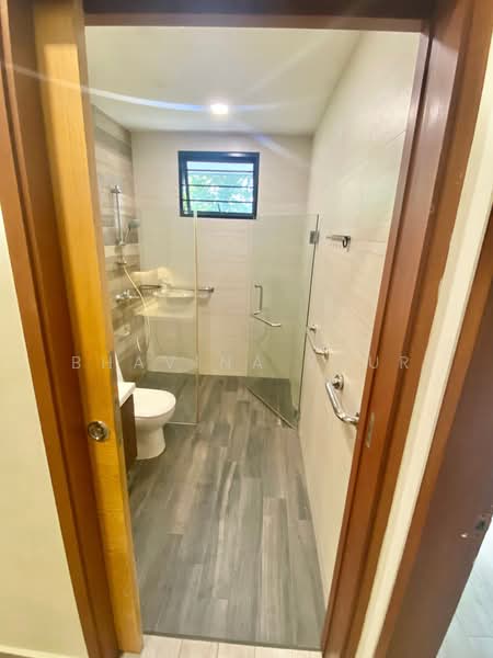 Renovated Terrace at Sixth Avenue, Sixth Avenue | Garlick Park | Bukit Timah, 6 Bedrooms, 4,000 sqft, Terraced House For Rent, by Bhavina Kaur, 500060208 - Bathroom - PropertyGuru.com.sg