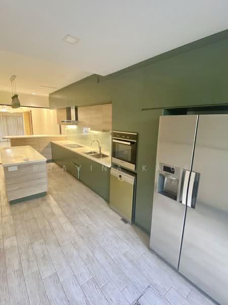 Renovated Terrace at Sixth Avenue, Sixth Avenue | Garlick Park | Bukit Timah, 6 Bedrooms, 4,000 sqft, Terraced House For Rent, by Bhavina Kaur, 500060208 - Kitchen - PropertyGuru.com.sg